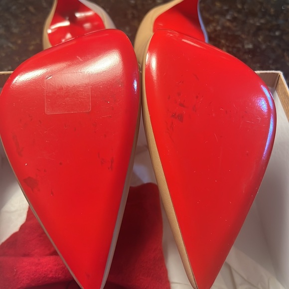 Nude - Picture 5 of 5